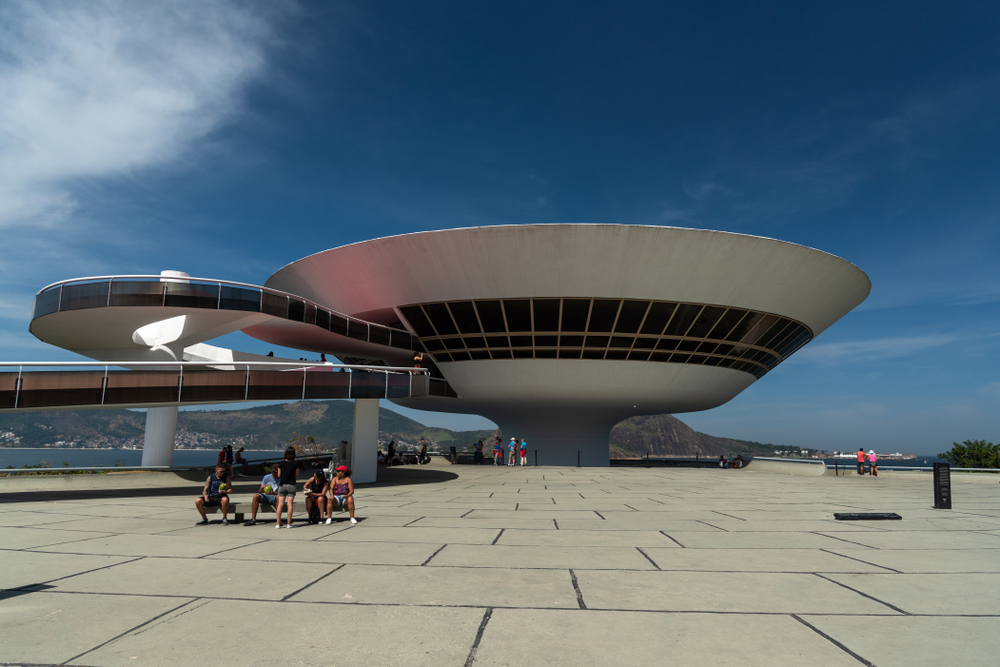 Musée d'art contemporain de Niteroi au Brésil